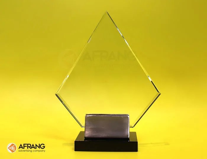 تندیس کریستالی Pyramid