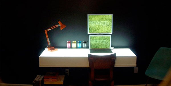 light table desktop چراغ شارژی هدیه تبلیغاتی خاص و به صرفه